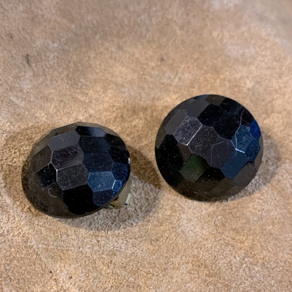Vintage Black Faceted Button Clip-on Earrings